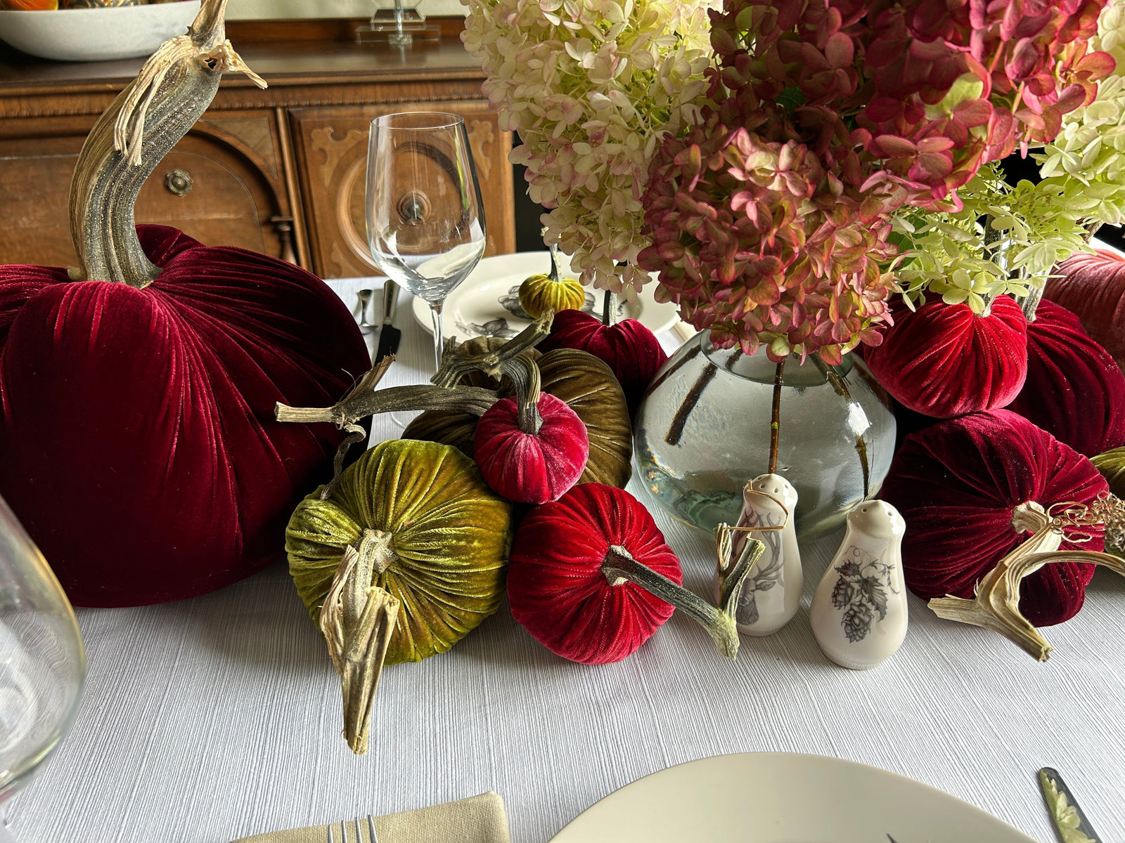 Fall Centerpieces: Colorful Ideas for an Autumn Table
