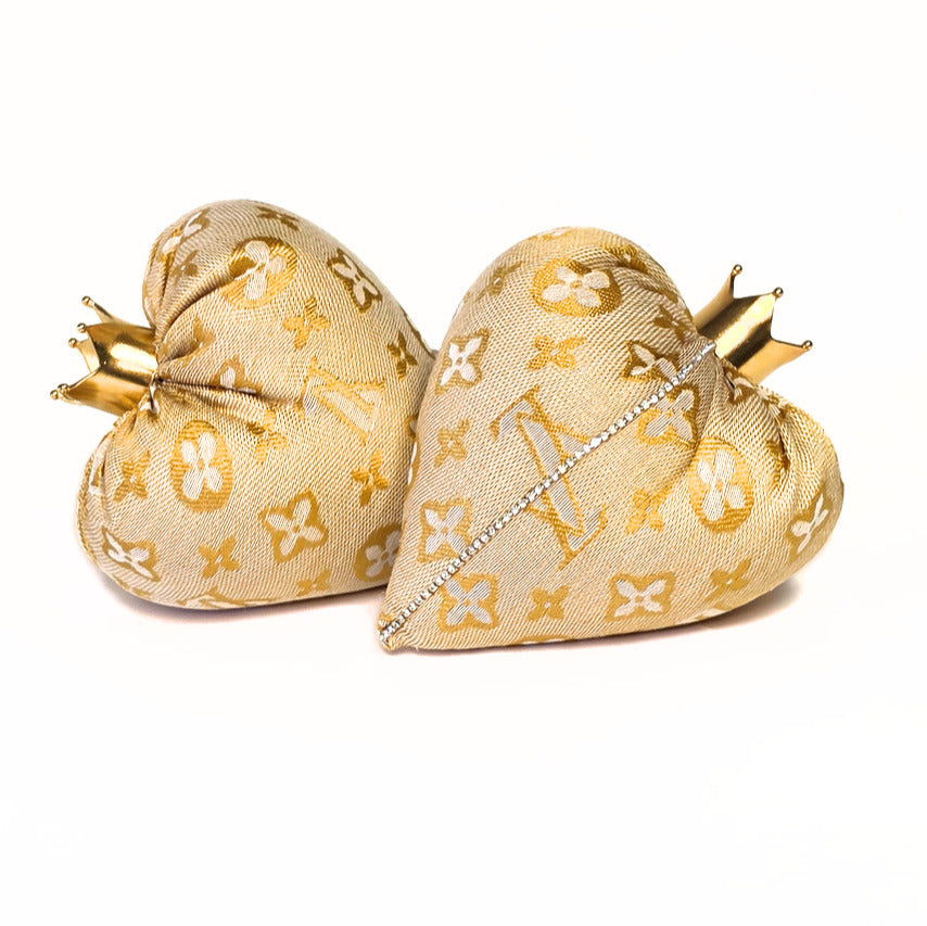 The Crowned Heart: Gilded Crystal