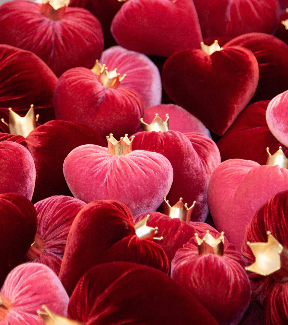 The Crowned Heart: Small Cherry