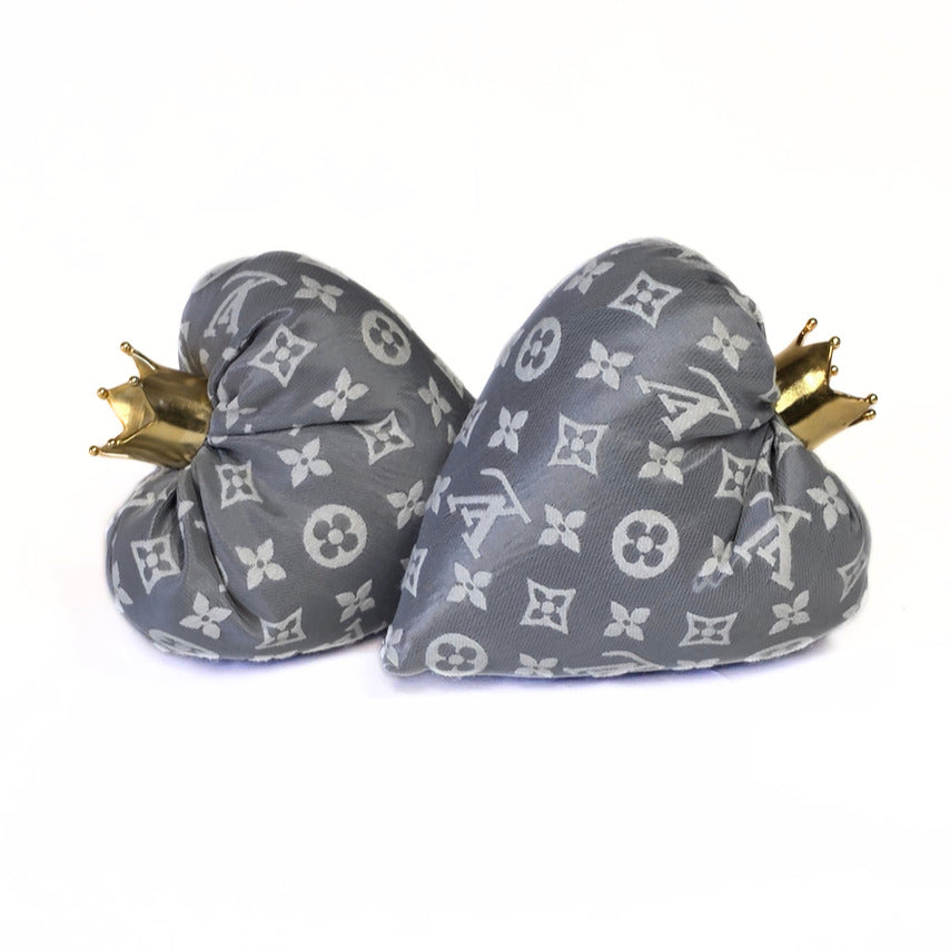 The Crowned Heart: Paris Grey